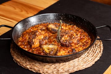 Creamy oxtail and artichoke rice